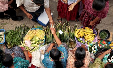 Guatemala market women