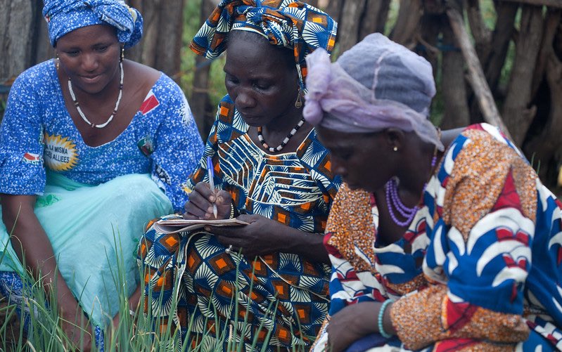 mali_womens_group